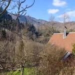 Chalet *